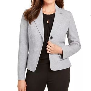 Beautiful dark grey Kasper blazer. Mint condition Size 4P.